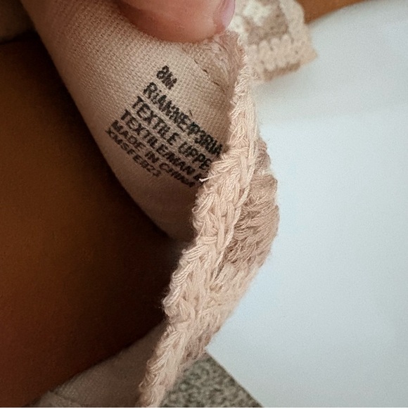 Haute Hippie Women's Tan Crocheted Sandals 8 - Picture 3 of 3